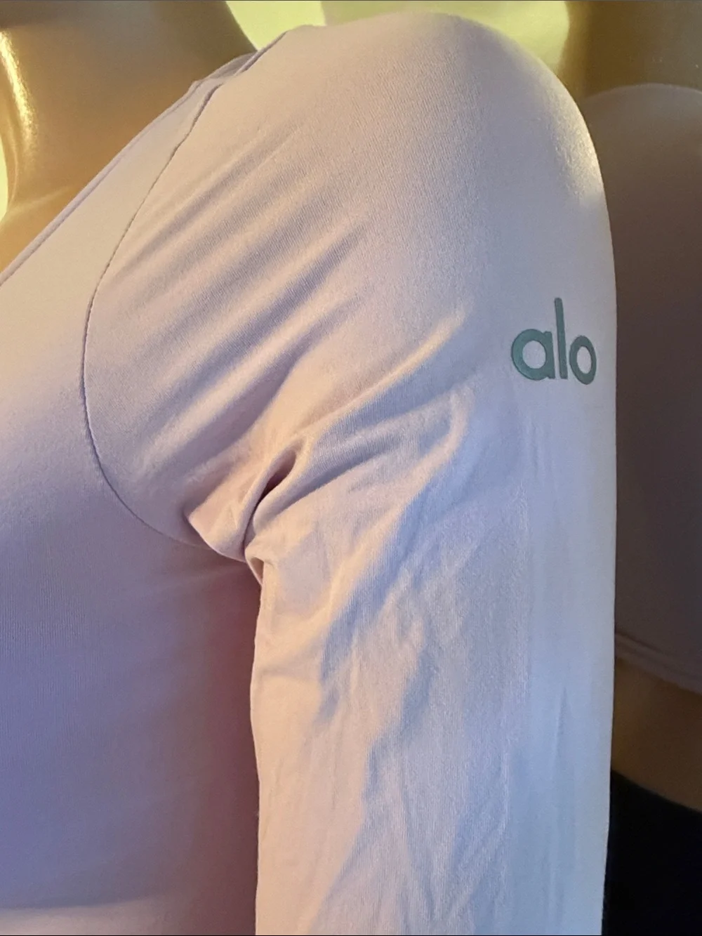 ALO Yoga Blush Pink Long-Sleeve Tie-Front Crop Top